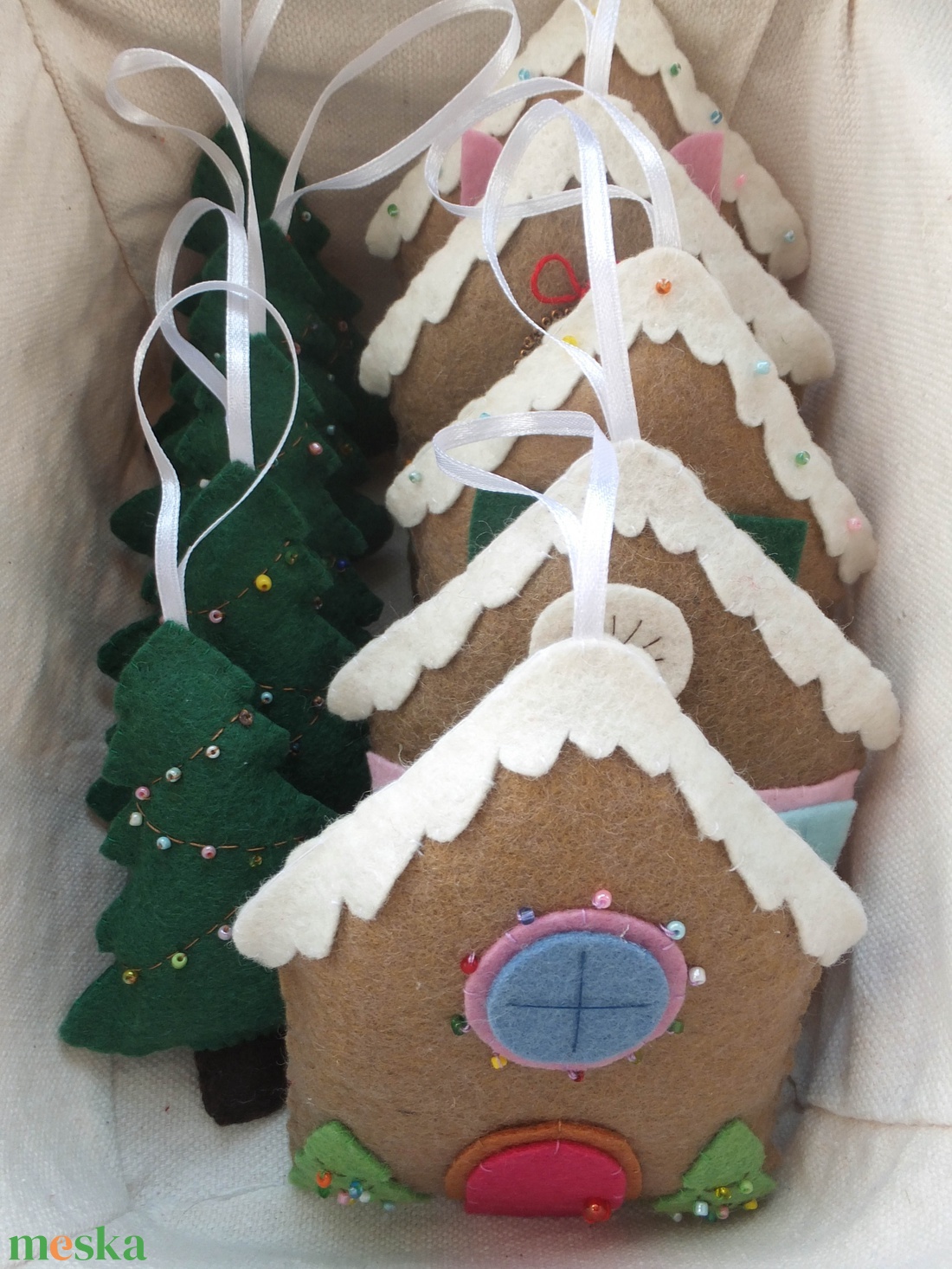 10 darabos téli házikó és fenyőfa dísz - otthon & életmód - dekoráció - fali és függő dekoráció - függődísz - Meska.hu