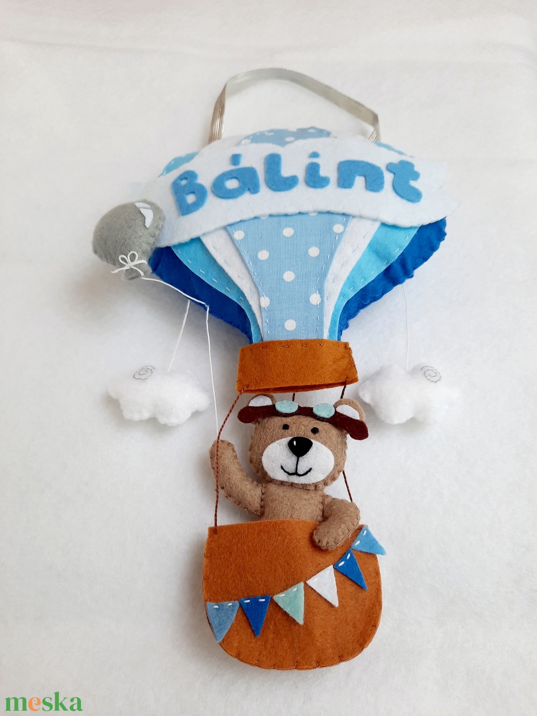 Kék hőlégballonos névtábla - baba - mama - babaszoba dekoráció - gyerek névtábla - Meska.hu