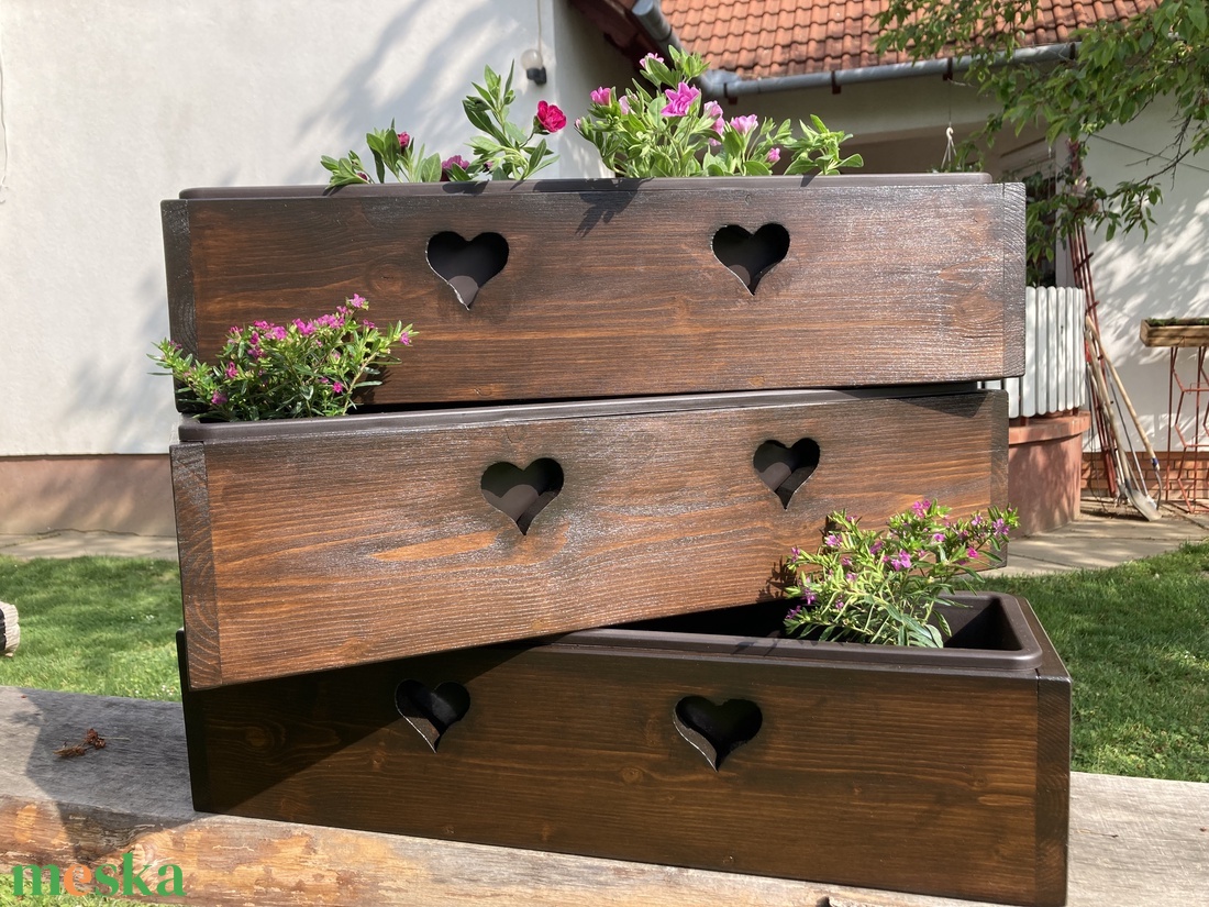 Virágláda 60cm /dió/ - otthon & életmód - ház & kert - virágláda, balkonláda - Meska.hu Virágláda 60cm /dió/ - otthon & életmód - ház & kert - virágláda, balkonláda - Meska.hu