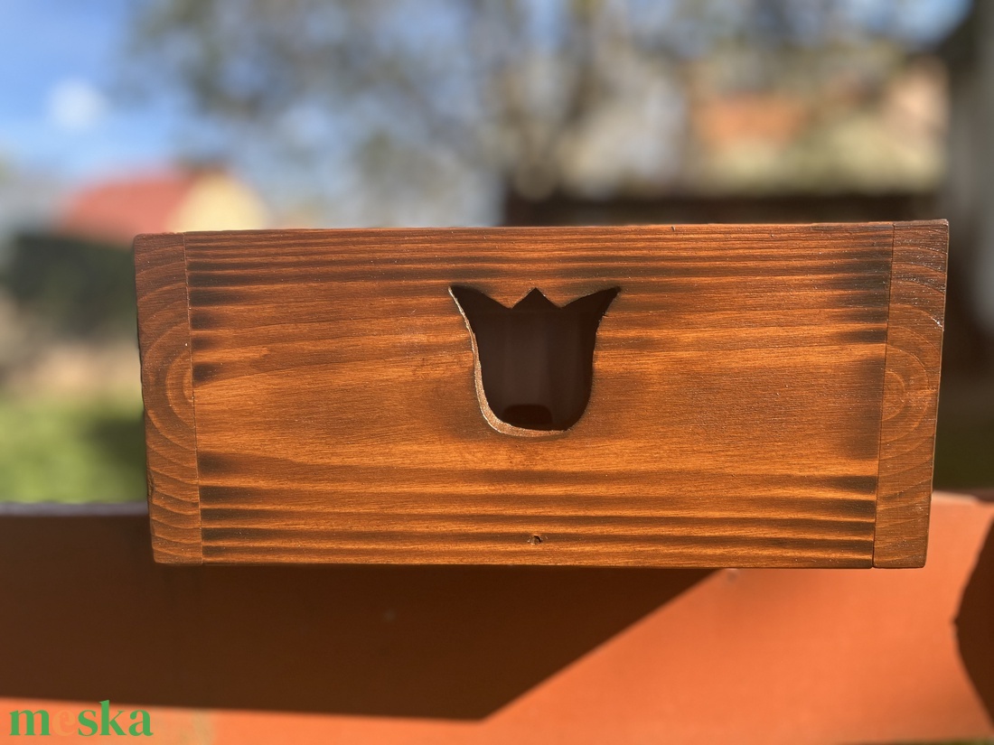 Virágláda kicsi /tulipános, teak/ - otthon & életmód - ház & kert - virágláda, balkonláda - Meska.hu