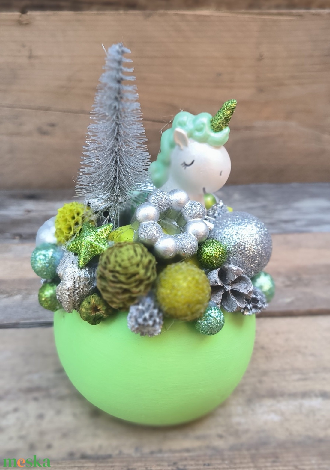 Unikornis fenyővel  zöld - karácsony - adventi díszek - adventi asztaldísz - Meska.hu