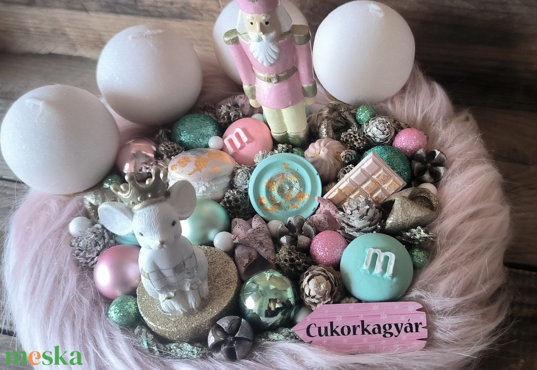 Cukorkagyár adventi koszorú - karácsony - adventi díszek - adventi gyertyadíszek és koszorúdíszek - Meska.hu