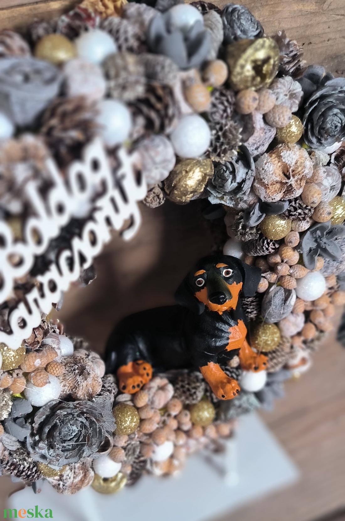 Tacskós téli kopogtató  - otthon & életmód - dekoráció - ajtó- és ablak dekoráció - ajtódísz & kopogtató - Meska.hu