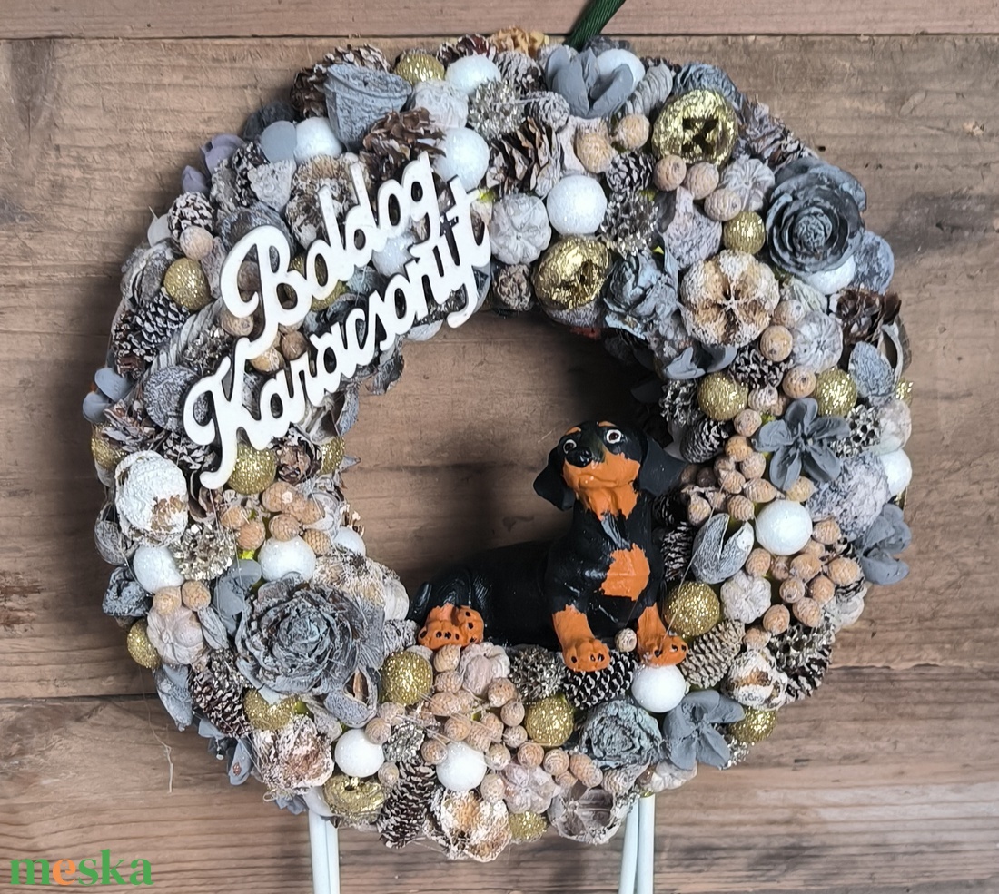 Tacskós téli kopogtató  - otthon & életmód - dekoráció - ajtó- és ablak dekoráció - ajtódísz & kopogtató - Meska.hu