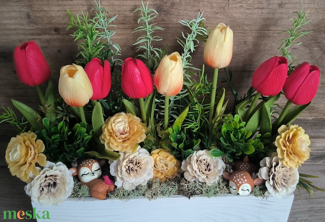 Alvó őzikék tavaszi ládika - otthon & életmód - virágdekoráció - virágdíszek - asztali virágdísz - Meska.hu