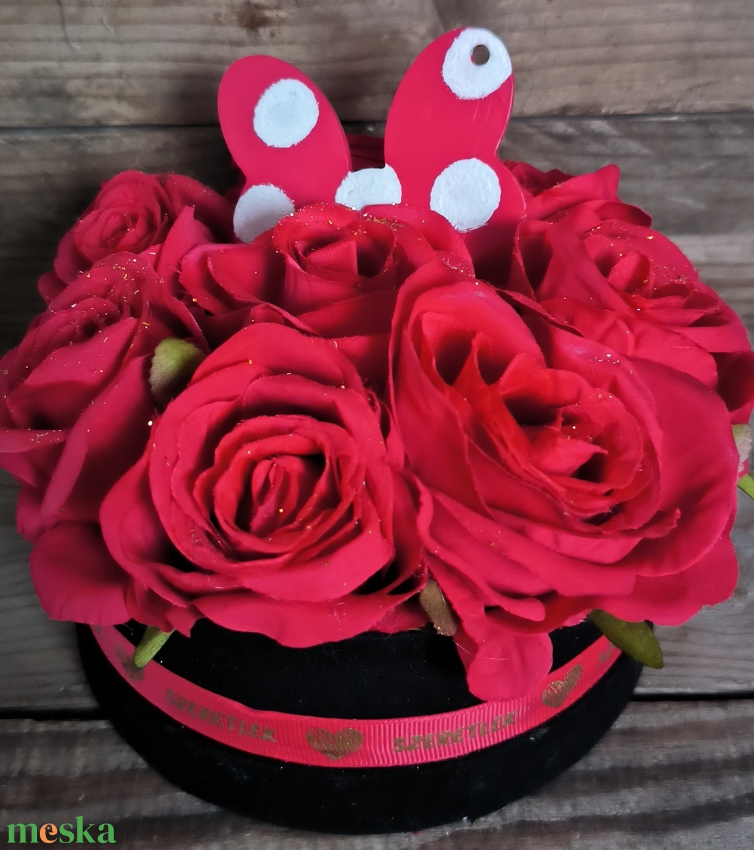 Minnie egér rózsabox - otthon & életmód - virágdekoráció - virágok - virágbox - Meska.hu
