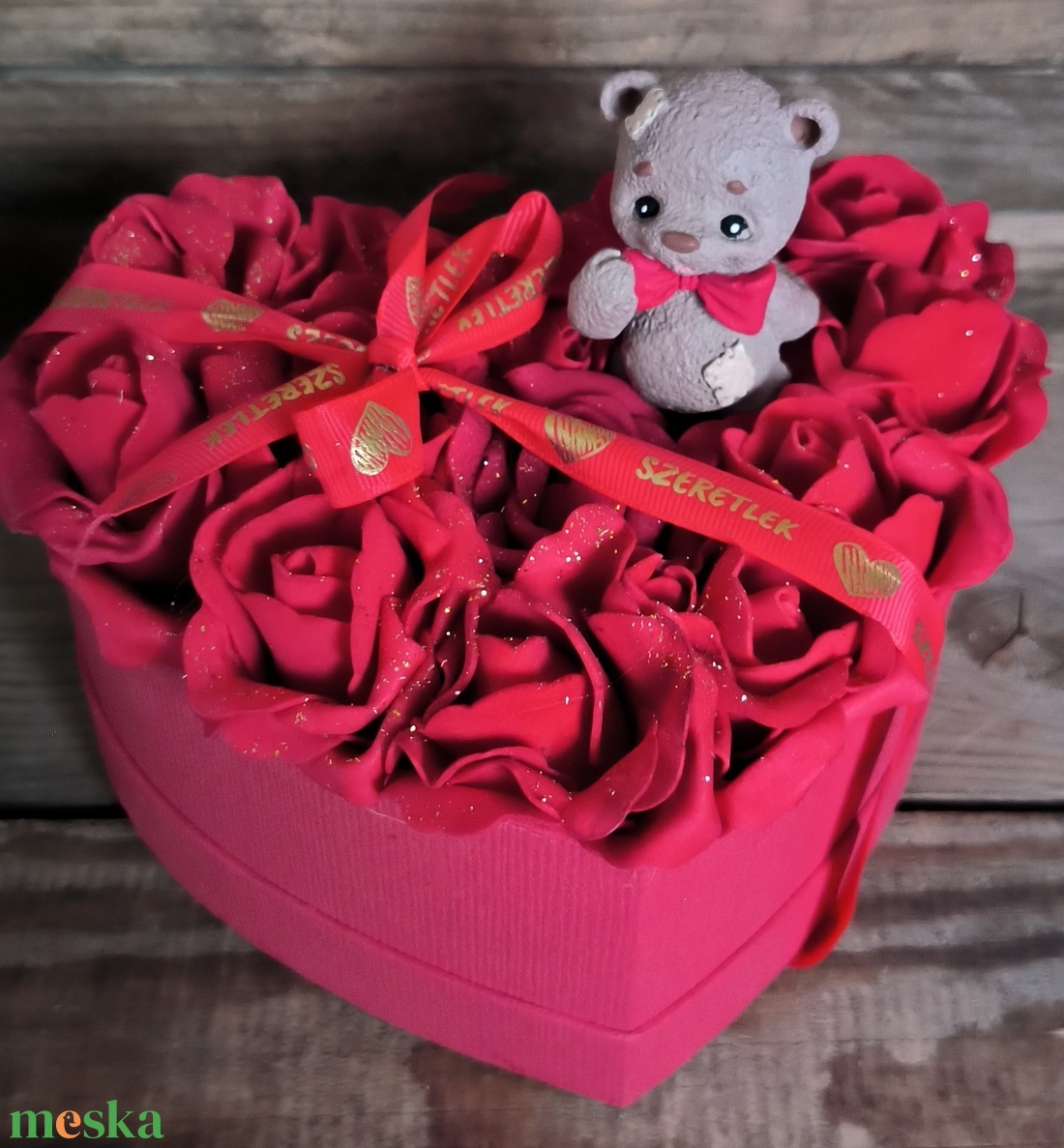 Macis rózsabox - otthon & életmód - virágdekoráció - virágok - virágbox - Meska.hu