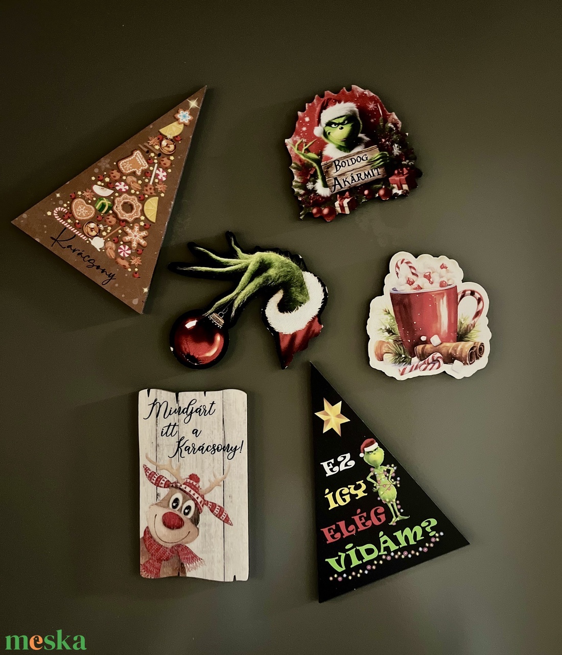Karácsonyi mintás hűtőmágnes (Grincs, mézeskalács, rénszarvas mintával) - karácsony - karácsonyi lakásdekoráció - karácsonyi lakásdíszek - Meska.hu