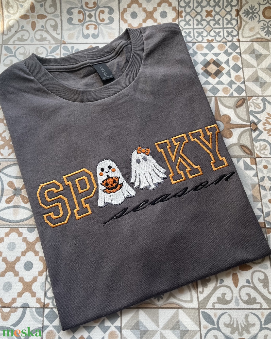 Halloween - sötétben világító szellemes póló  - otthon & életmód - dekoráció - halloween - halloweeni jelmez és kiegészítők - Meska.hu