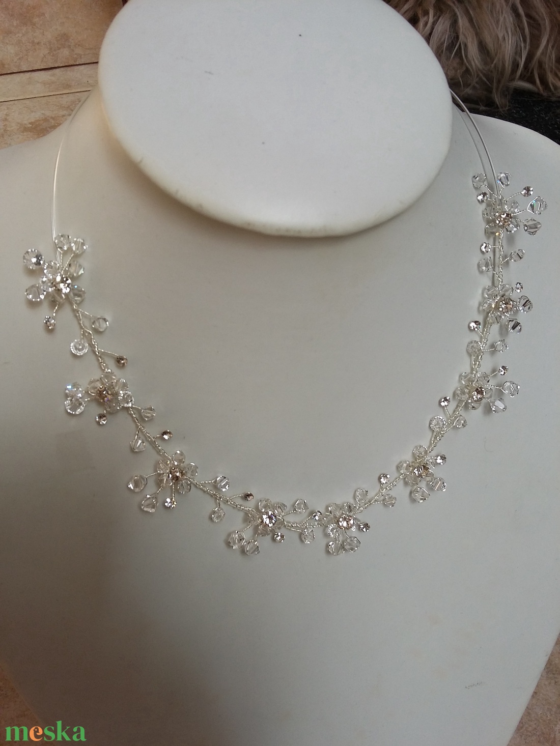 Swarovski kristályos , fűzött , víztiszta menyasszonyi lánc. - esküvő - ékszer - nyaklánc - Meska.hu Swarovski kristályos , fűzött , víztiszta menyasszonyi lánc. - esküvő - ékszer - nyaklánc - Meska.hu