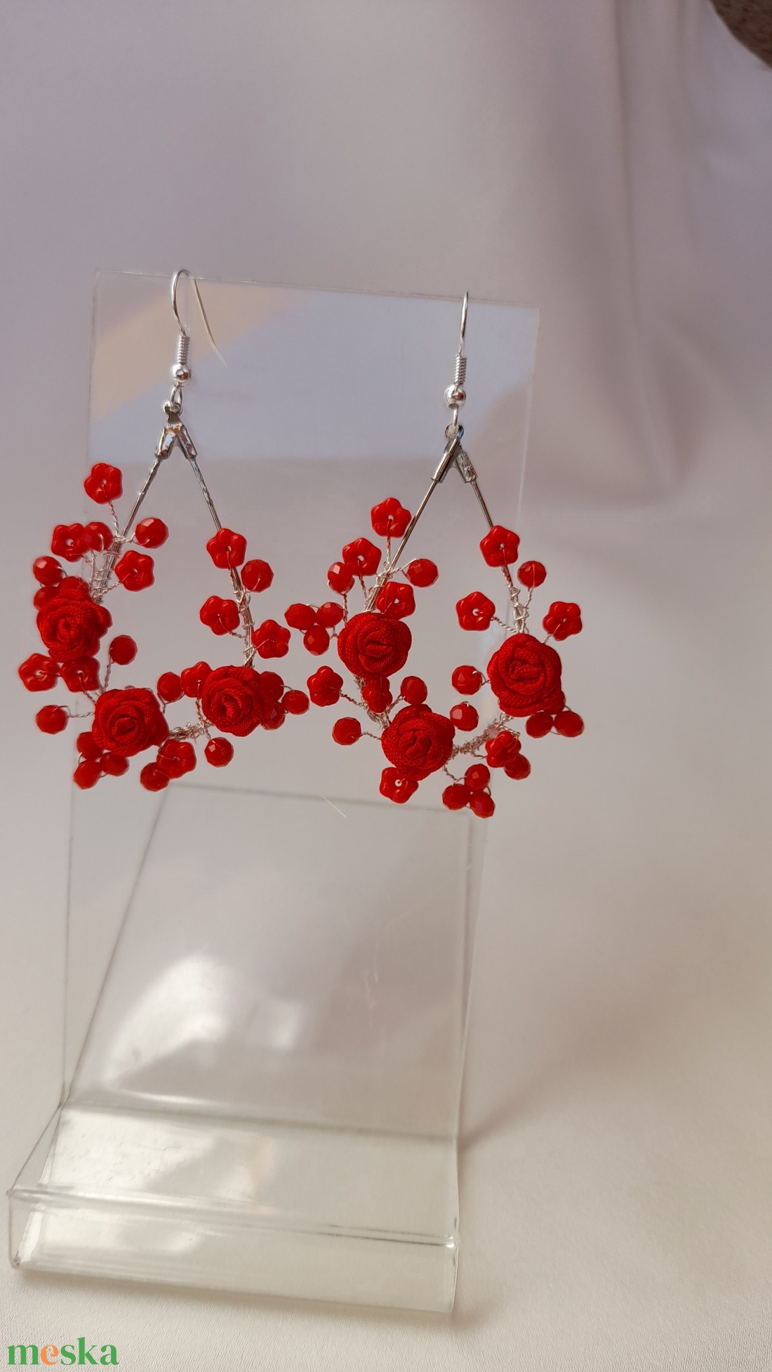 Piros  fülbevaló - ékszer - fülbevaló - lógós kerek fülbevaló - Meska.hu