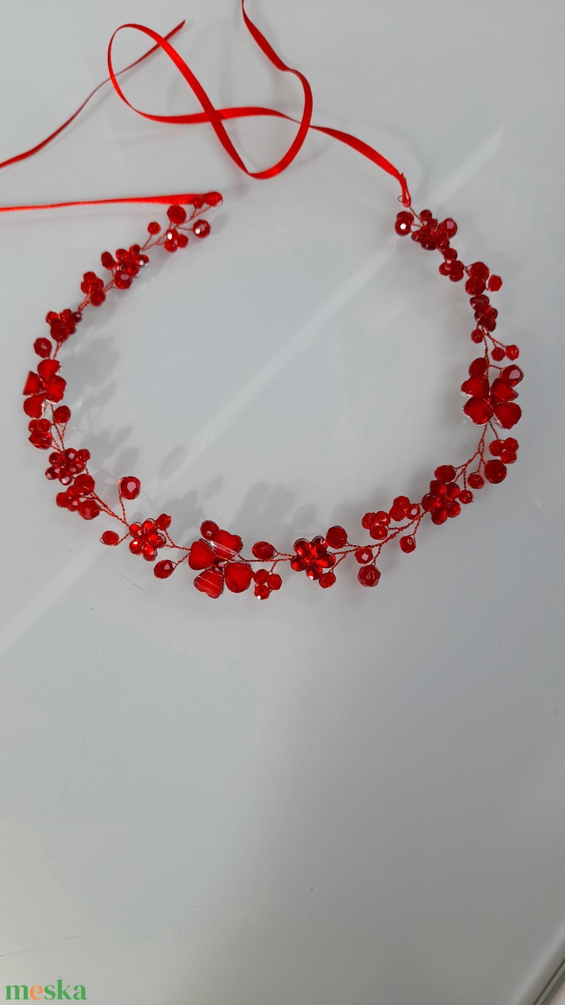 Piros fejdísz  vagy lánc.  - esküvő - hajdísz - fejkoszorú - Meska.hu