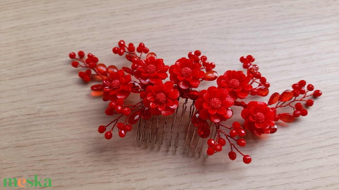 Piros fejdísz  - esküvő - hajdísz - kontydísz & hajdísz - Meska.hu