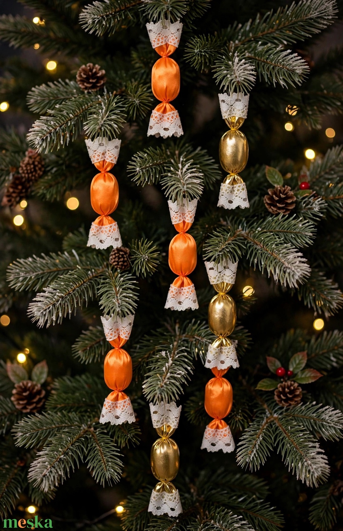 Örök Textil Szaloncukor - 10 db - Narancs Arany Lamé - Díszdobozban - Kézzel varrott karácsonyfadísz - karácsony - karácsonyi lakásdekoráció - karácsonyfadíszek - Meska.hu