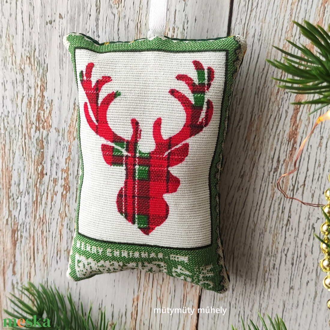Karácsonyi dekoráció, ajándék, kísérőajándék többféle mintával - karácsony - karácsonyi lakásdekoráció - karácsonyi lakásdíszek - Meska.hu