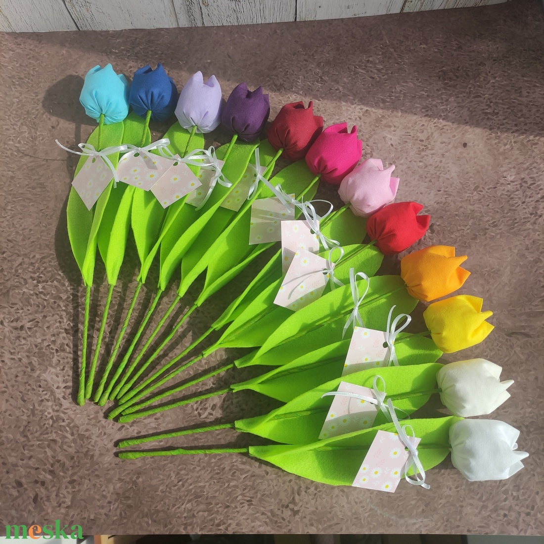 Ballagási textil tulipánok kísérő kártyával, szivárvány színben 12 db/cs, örökcsokor, örökvirág - otthon & életmód - dekoráció - virágdísz és tartó - csokor & virágdísz - Meska.hu Ballagási textil tulipánok kísérő kártyával, szivárvány színben 12 db/cs, örökcsokor, örökvirág - otthon & életmód - dekoráció - virágdísz és tartó - csokor & virágdísz - Meska.hu
