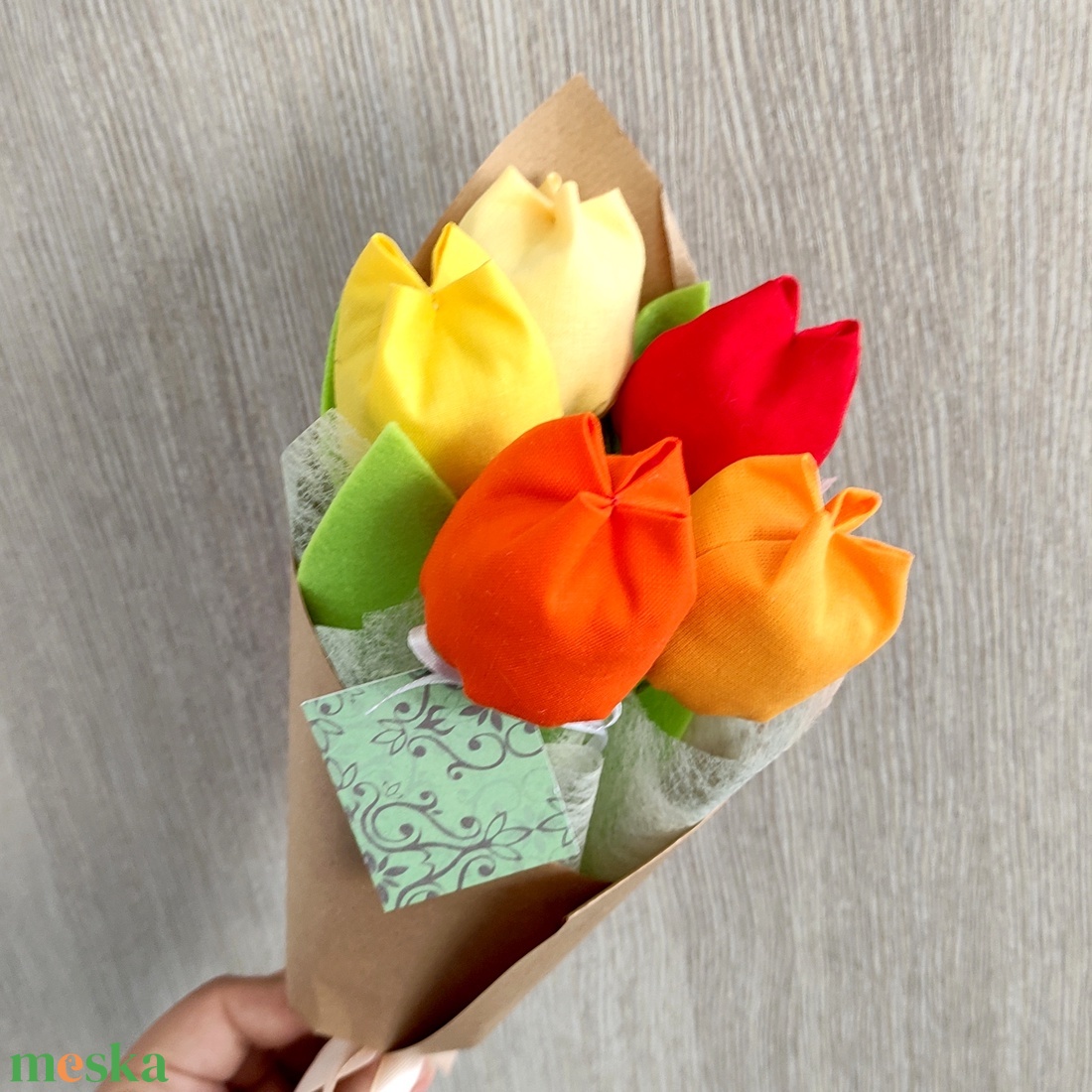 Textil tulipán csokor natúr csomagolásban 5 szál/cs, örökcsokor - otthon & életmód - dekoráció - virágdísz és tartó - csokor & virágdísz - Meska.hu Textil tulipán csokor natúr csomagolásban 5 szál/cs, örökcsokor - otthon & életmód - dekoráció - virágdísz és tartó - csokor & virágdísz - Meska.hu