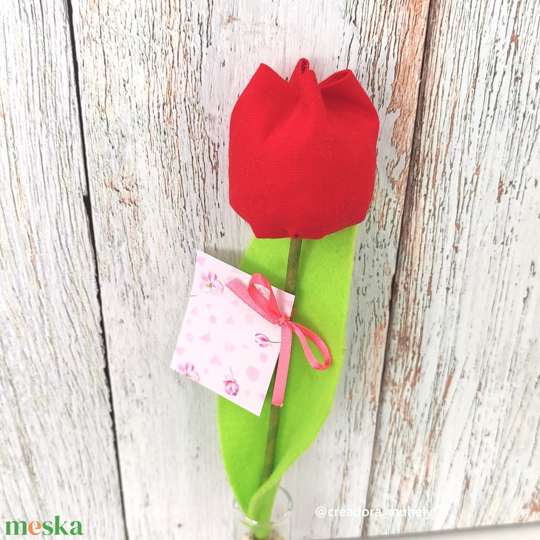 Esküvői köszönő ajándék, textil tulipán kísérő kártyával (több szín) - esküvő - emlék & ajándék - köszönőajándék - Meska.hu Esküvői köszönő ajándék, textil tulipán kísérő kártyával (több szín) - esküvő - emlék & ajándék - köszönőajándék - Meska.hu
