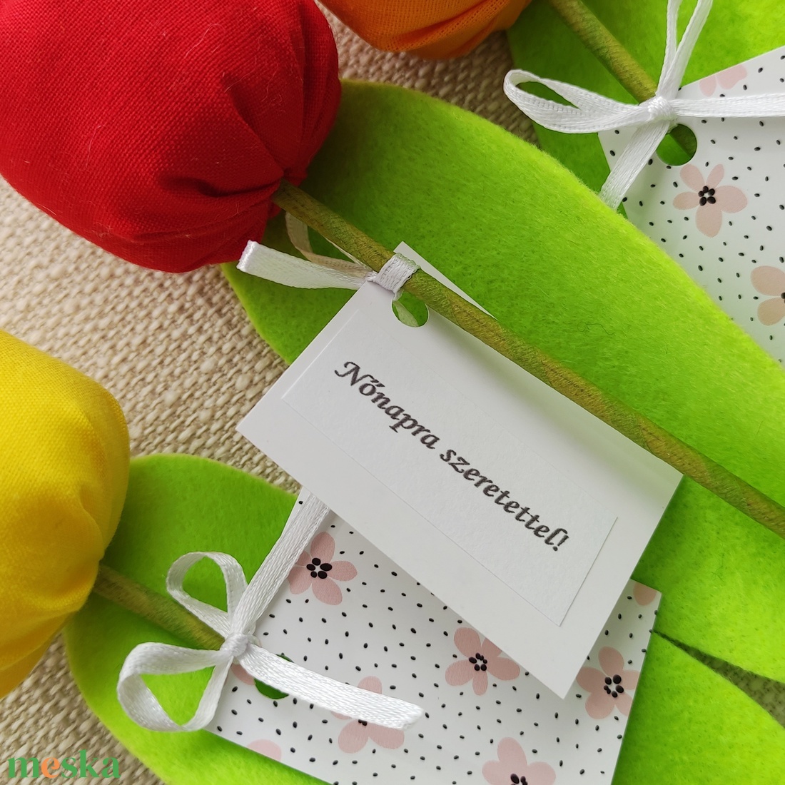 Nőnapi textil tulipán kísérő kártyával, kézzel festett többféle színben - otthon & életmód - dekoráció - virágdísz és tartó - csokor & virágdísz - Meska.hu Nőnapi textil tulipán kísérő kártyával, kézzel festett többféle színben - otthon & életmód - dekoráció - virágdísz és tartó - csokor & virágdísz - Meska.hu
