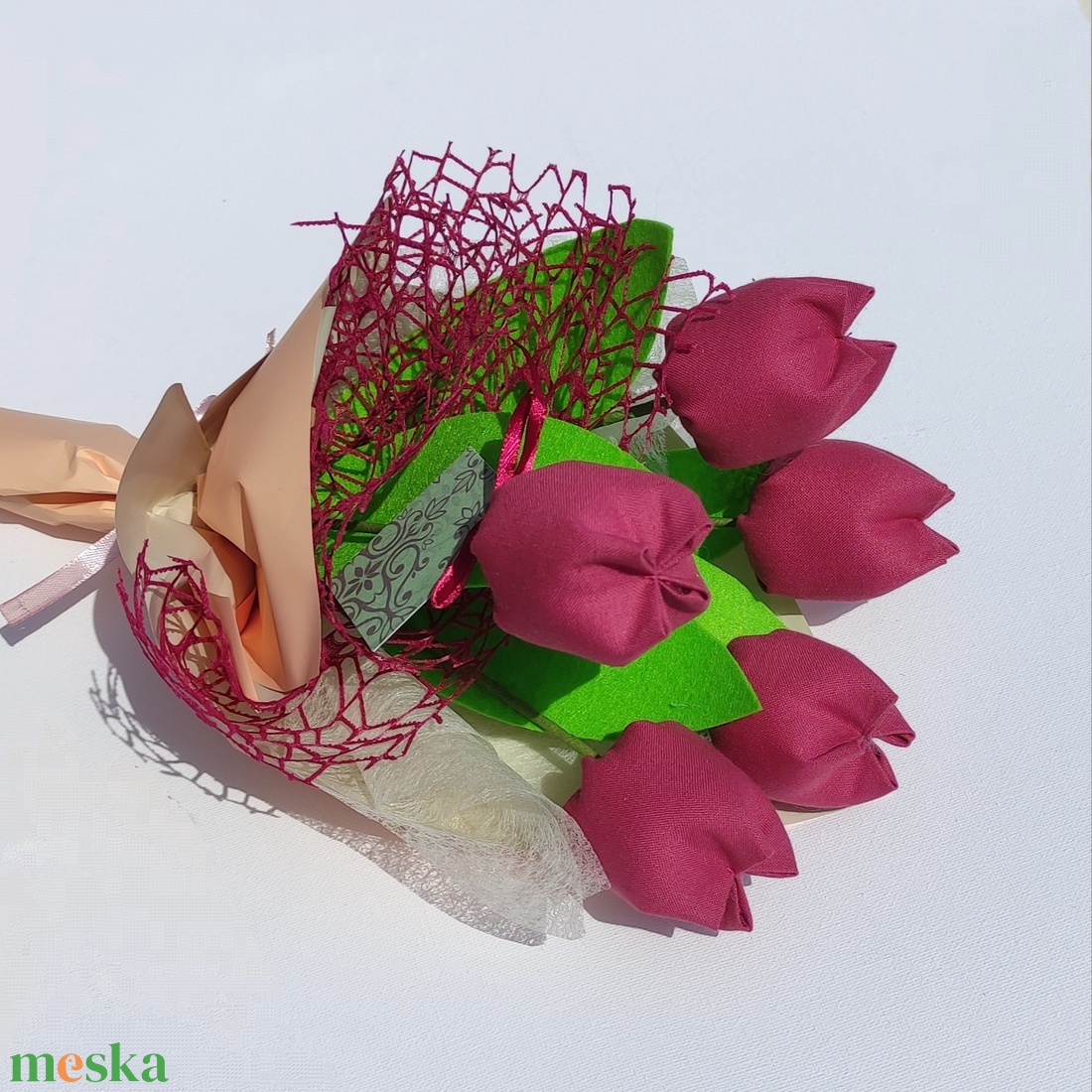 Tulipán csokor, egyszínű örök csokor, 5 szál/cs sötét mályva szín - otthon & életmód - dekoráció - virágdísz és tartó - csokor & virágdísz - Meska.hu Tulipán csokor, egyszínű örök csokor, 5 szál/cs sötét mályva szín - otthon & életmód - dekoráció - virágdísz és tartó - csokor & virágdísz - Meska.hu