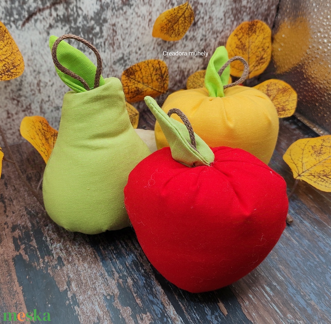 Textil körte és alma dekoráció, többféle - otthon & életmód - dekoráció - dísztárgy - Meska.hu