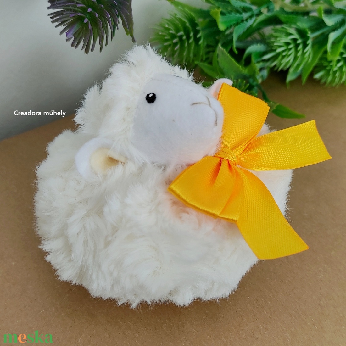 Plüss bárány narancssárga masnival - otthon & életmód - dekoráció - dísztárgy - Meska.hu