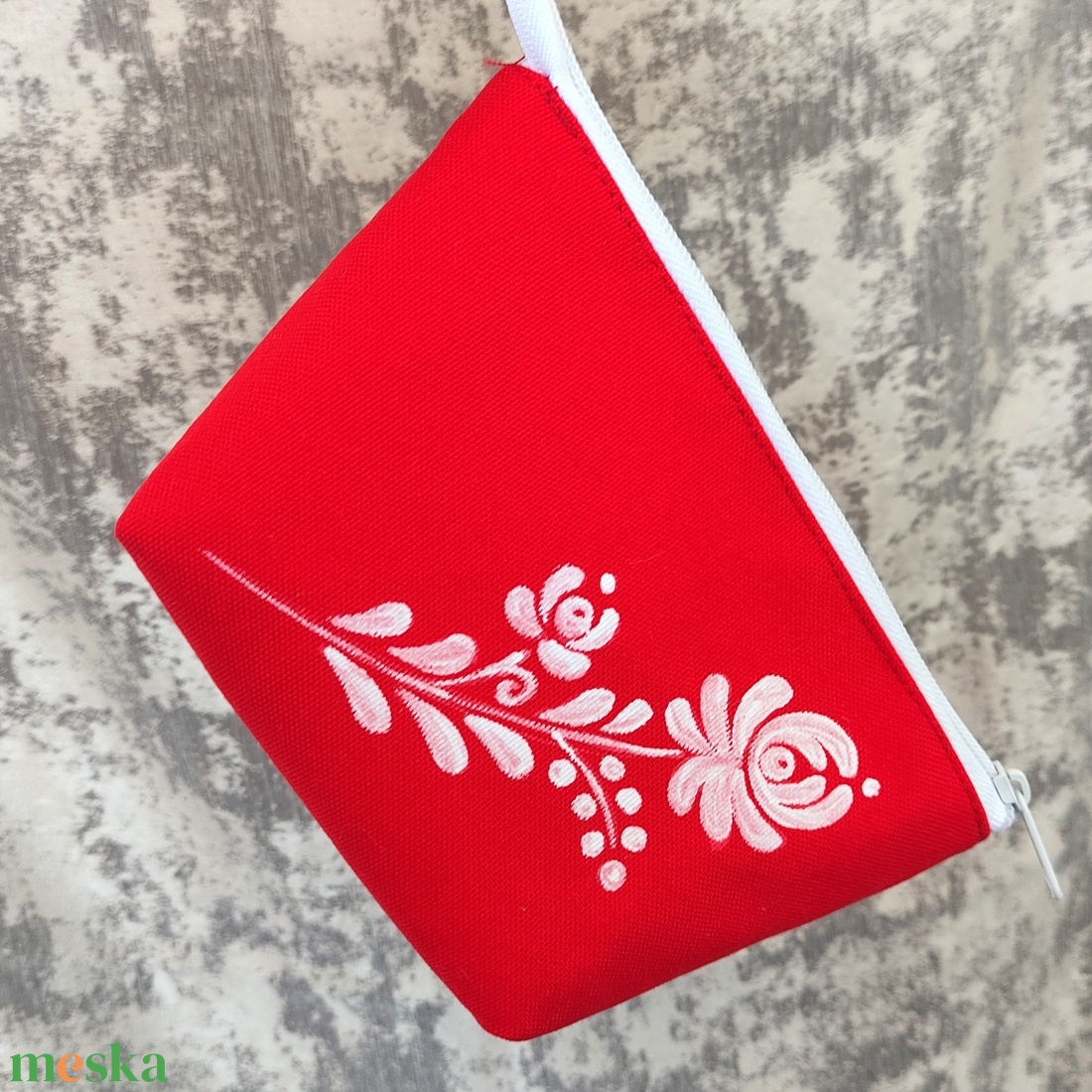 Virágos neszeszer, kézzel festett matyó mintás neszeszer - táska & tok - neszesszer - Meska.hu