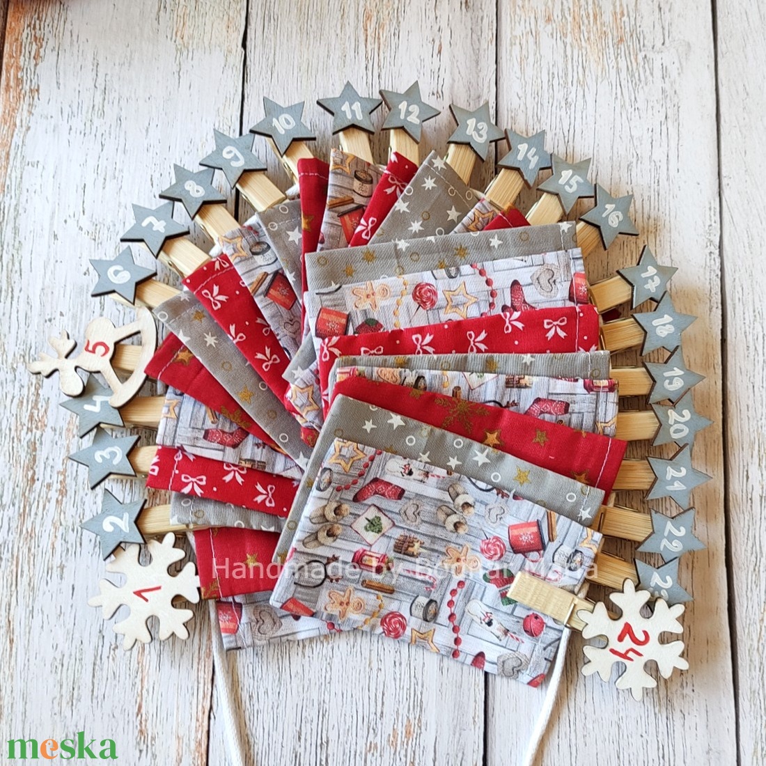 Adventi naptár, piros-szürke színek, többféle - karácsony - adventi díszek - adventi naptár - Meska.hu