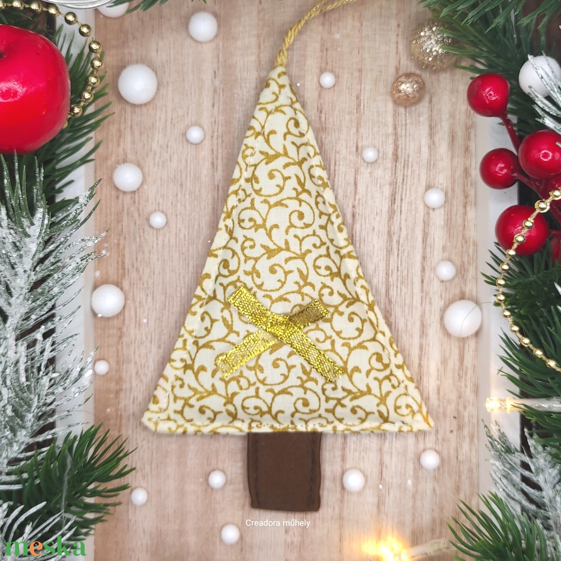 Karácsonyfa függő, textil fenyőfa, óarany - karácsony - karácsonyi lakásdekoráció - karácsonyi lakásdíszek - Meska.hu