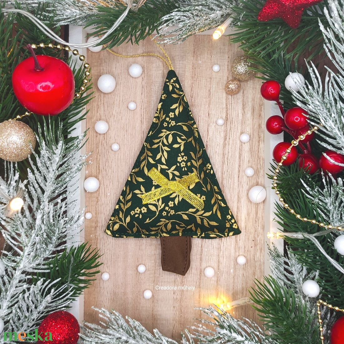 Karácsonyfa függő, textil fenyőfa függő díszzöld arany indás - karácsony - karácsonyi lakásdekoráció - karácsonyi lakásdíszek - Meska.hu
