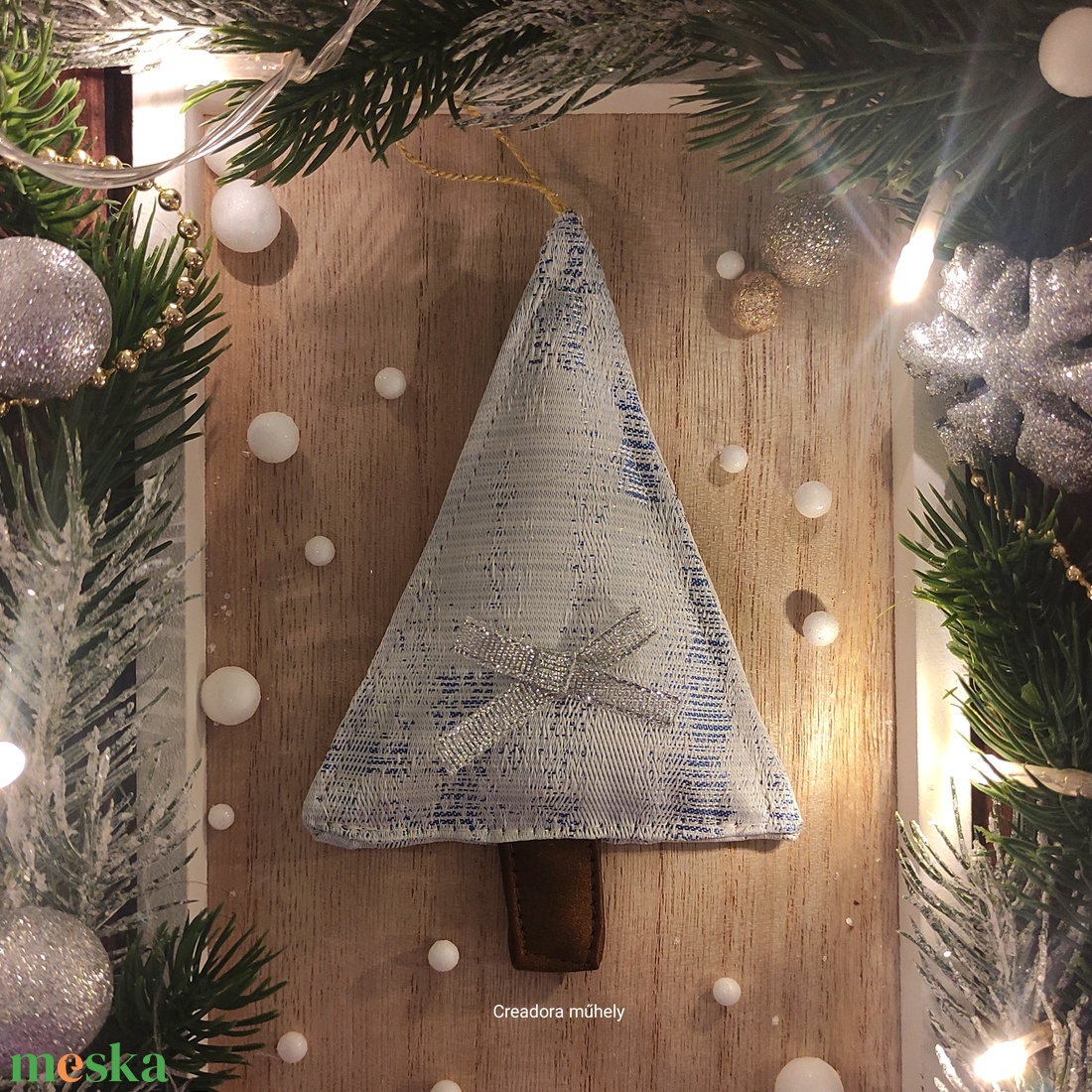 Karácsonyfa függő, textil fenyőfa, kék ezüst - karácsony - karácsonyi lakásdekoráció - karácsonyi lakásdíszek - Meska.hu