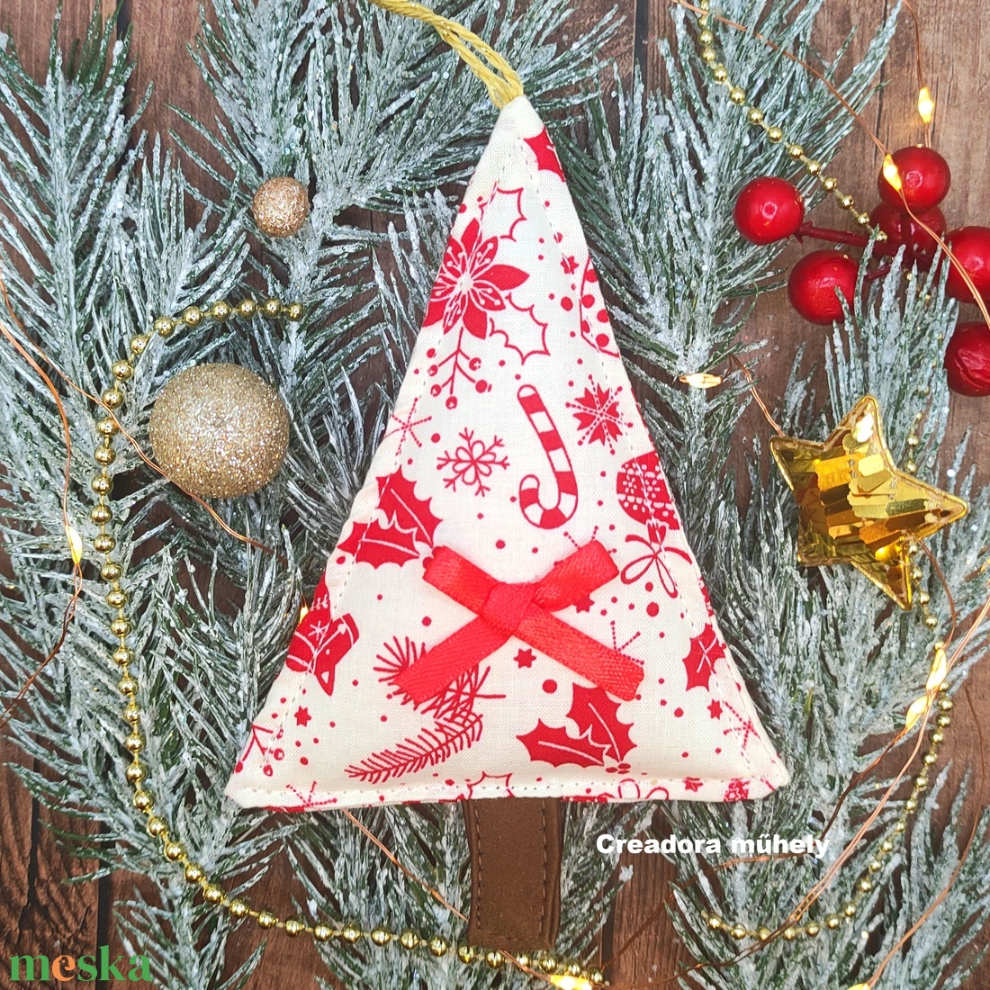 Karácsonyfa függő, textil fenyőfa függő dísz krém piros mintás - karácsony - karácsonyi lakásdekoráció - karácsonyi lakásdíszek - Meska.hu