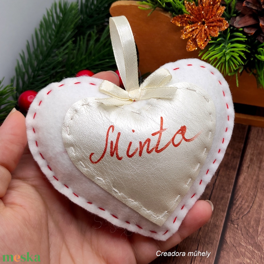 Névre szóló karácsonyi szív függő dísz, nagy fehér - karácsony - karácsonyi lakásdekoráció - karácsonyfadíszek - Meska.hu