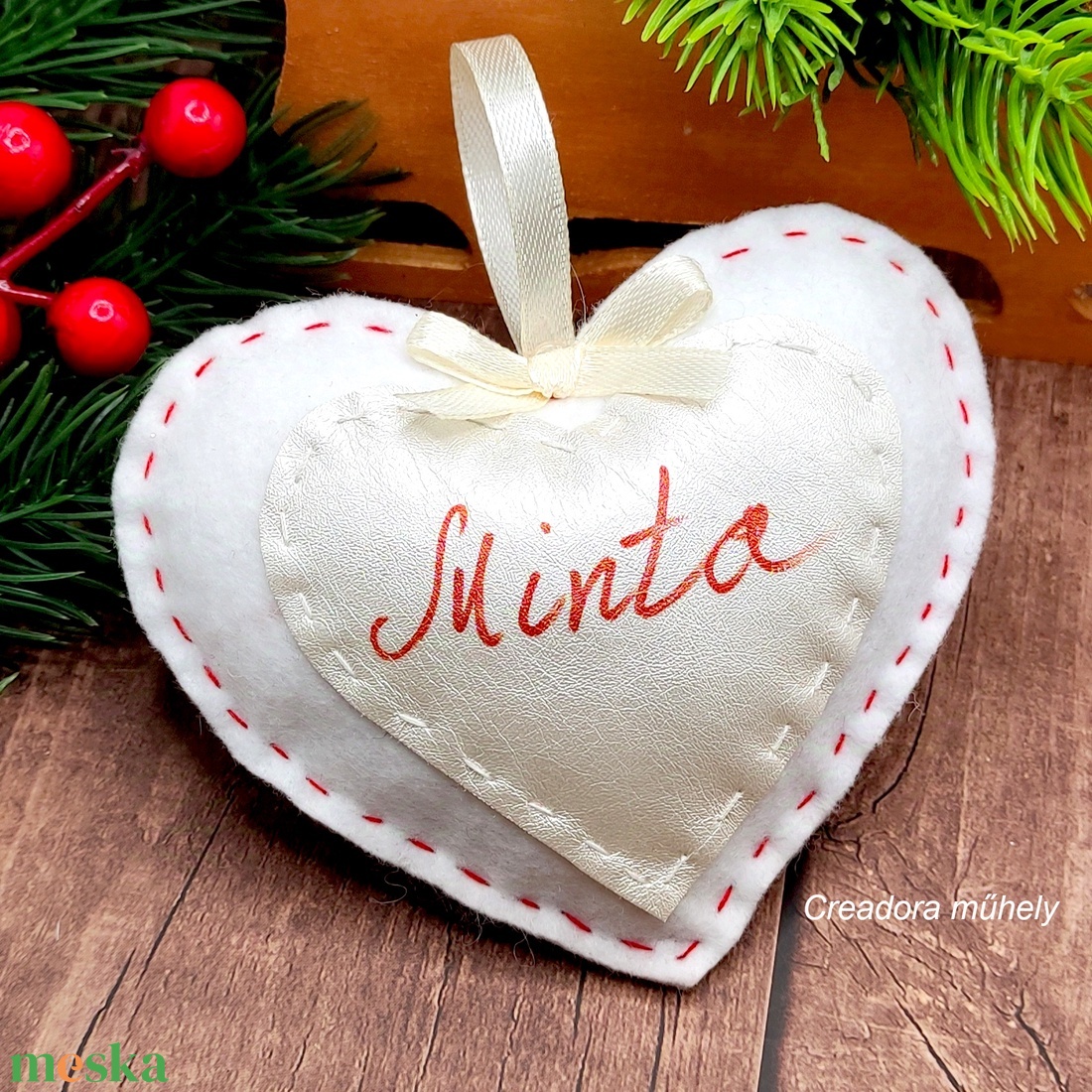 Névre szóló karácsonyi szív függő dísz, nagy fehér - karácsony - karácsonyi lakásdekoráció - karácsonyfadíszek - Meska.hu