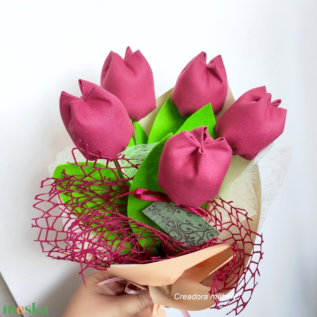 Textil tulipán csokor, egyszínű 5 szálas választott színben - otthon & életmód - virágdekoráció - virágok - virágcsokor - Meska.hu