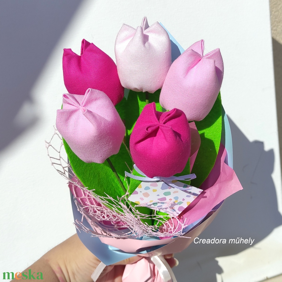 Textil tulipán csokor, 5 szálas egyedi színösszeállításban - otthon & életmód - virágdekoráció - virágok - virágcsokor - Meska.hu