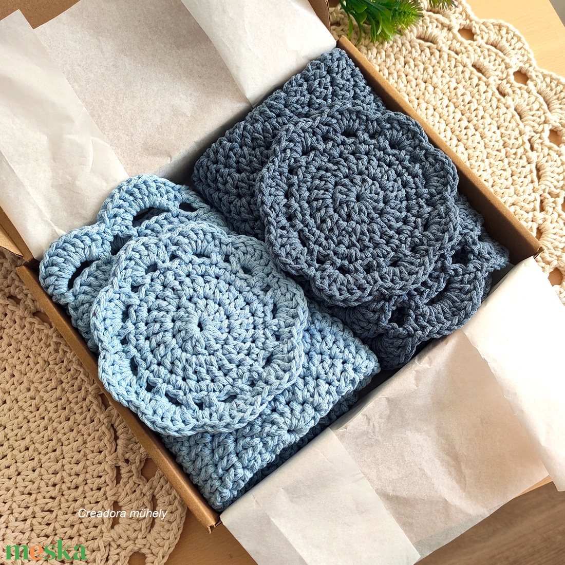 Horgolt pohár- és tányéralátét csomag választott színben - otthon & életmód - konyhafelszerelés, tálalás - tálalás - tányér- és poháralátét - Meska.hu