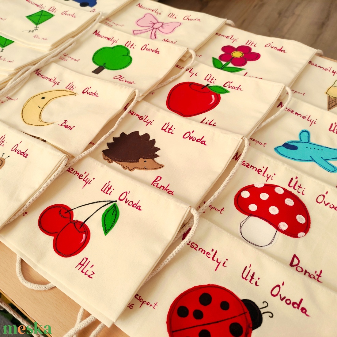 Ballagó tarisznya egyedi megrendelésre - táska & tok - kézitáska & válltáska - tarisznya - Meska.hu