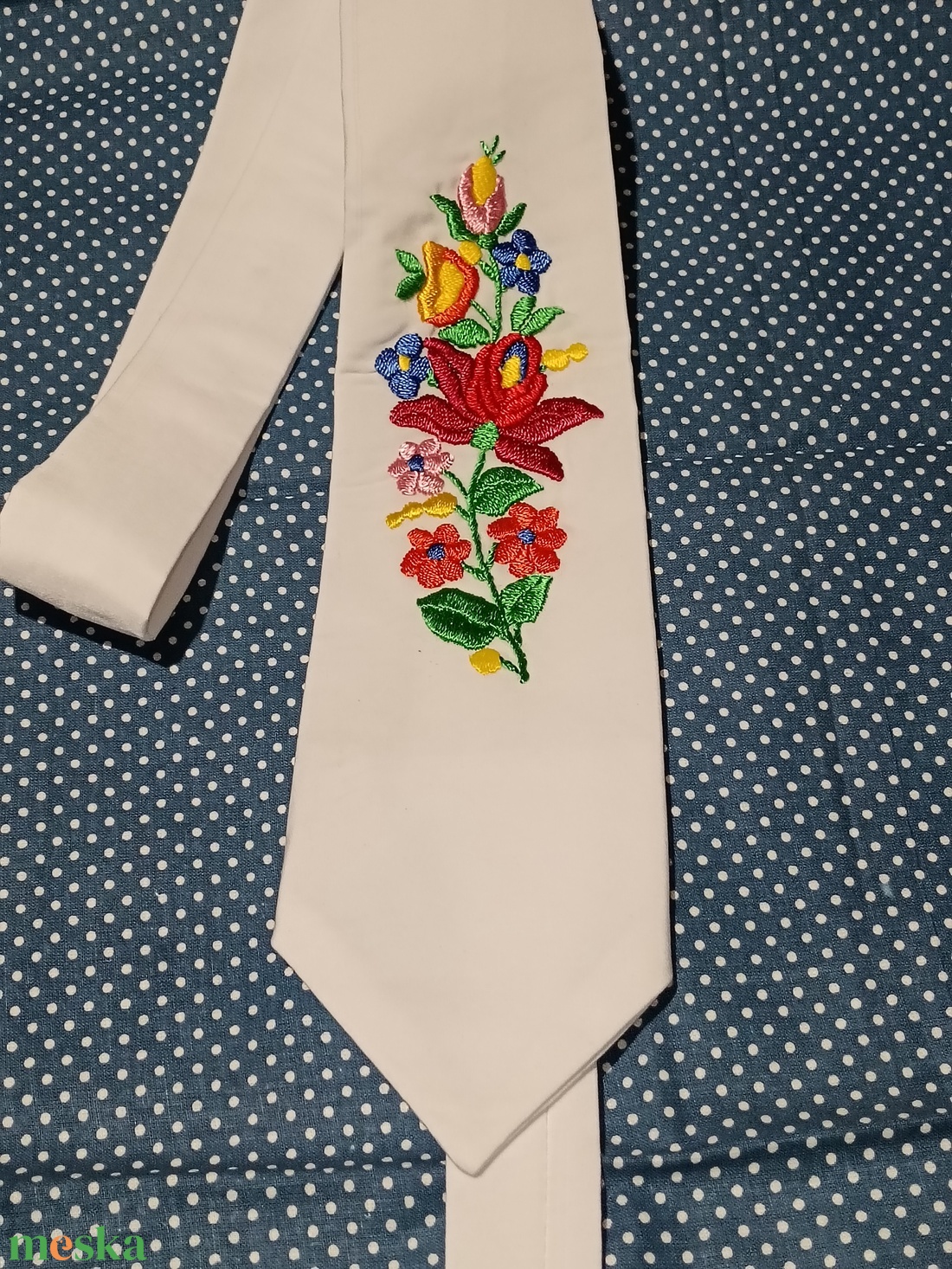 Himzett nyakkendő  - esküvő - kiegészítők - nyakkendő - Meska.hu