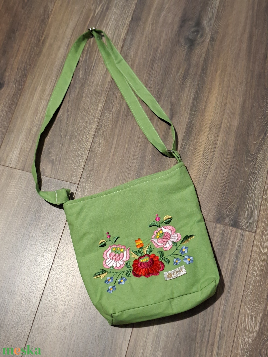 Hímzett  táska  - táska & tok - pénztárca & más tok - pénztárca - női pénztárca - Meska.hu