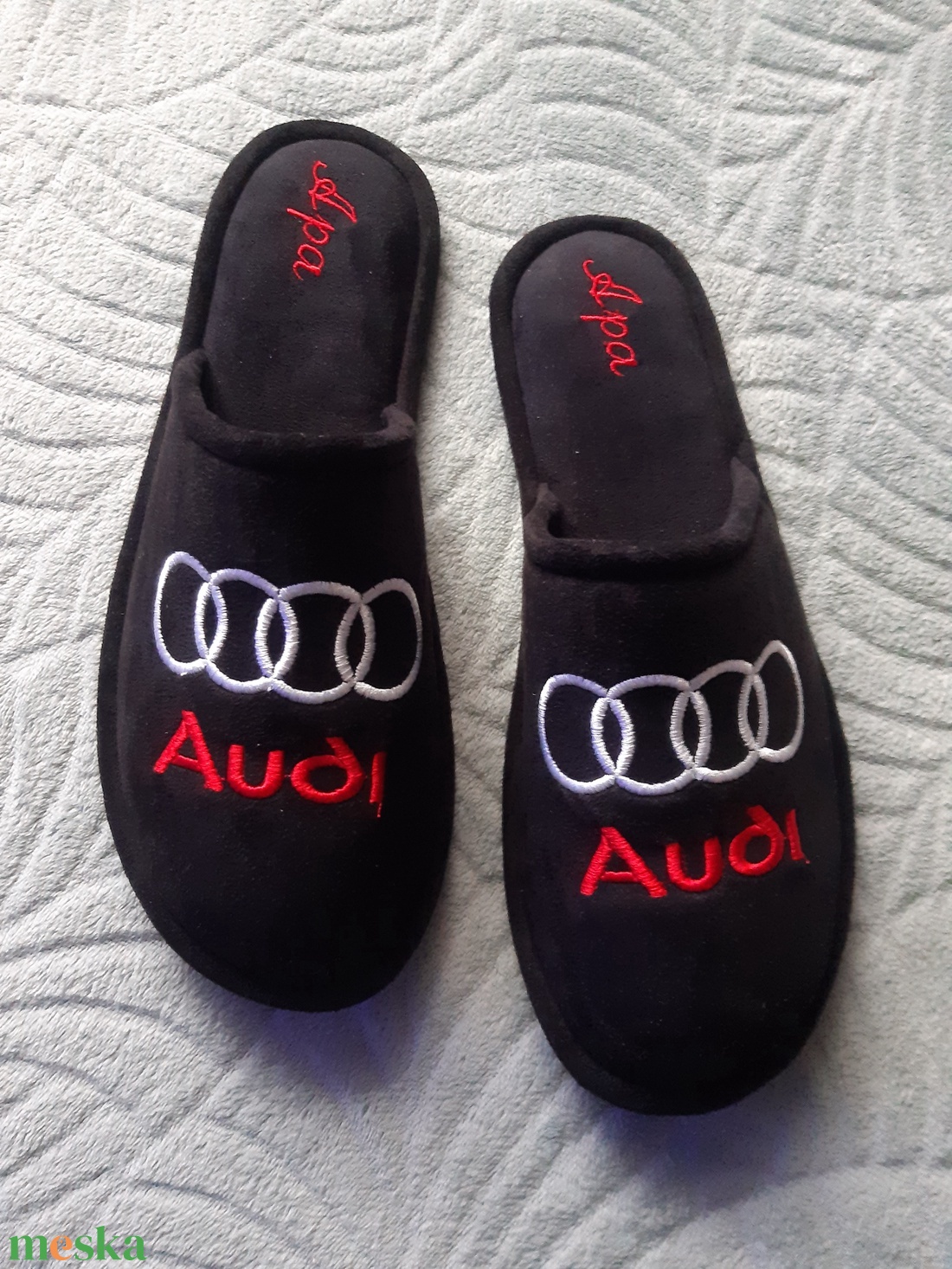 Szobapapucs  autó márkák  rajongóinak( Volvo. Audi, Ferrari, Suziki, Toyota még sok egyéb vásárlói kérésnek megfelelóen) - ruha & divat - cipő & papucs - mamusz & házicipő - Meska.hu