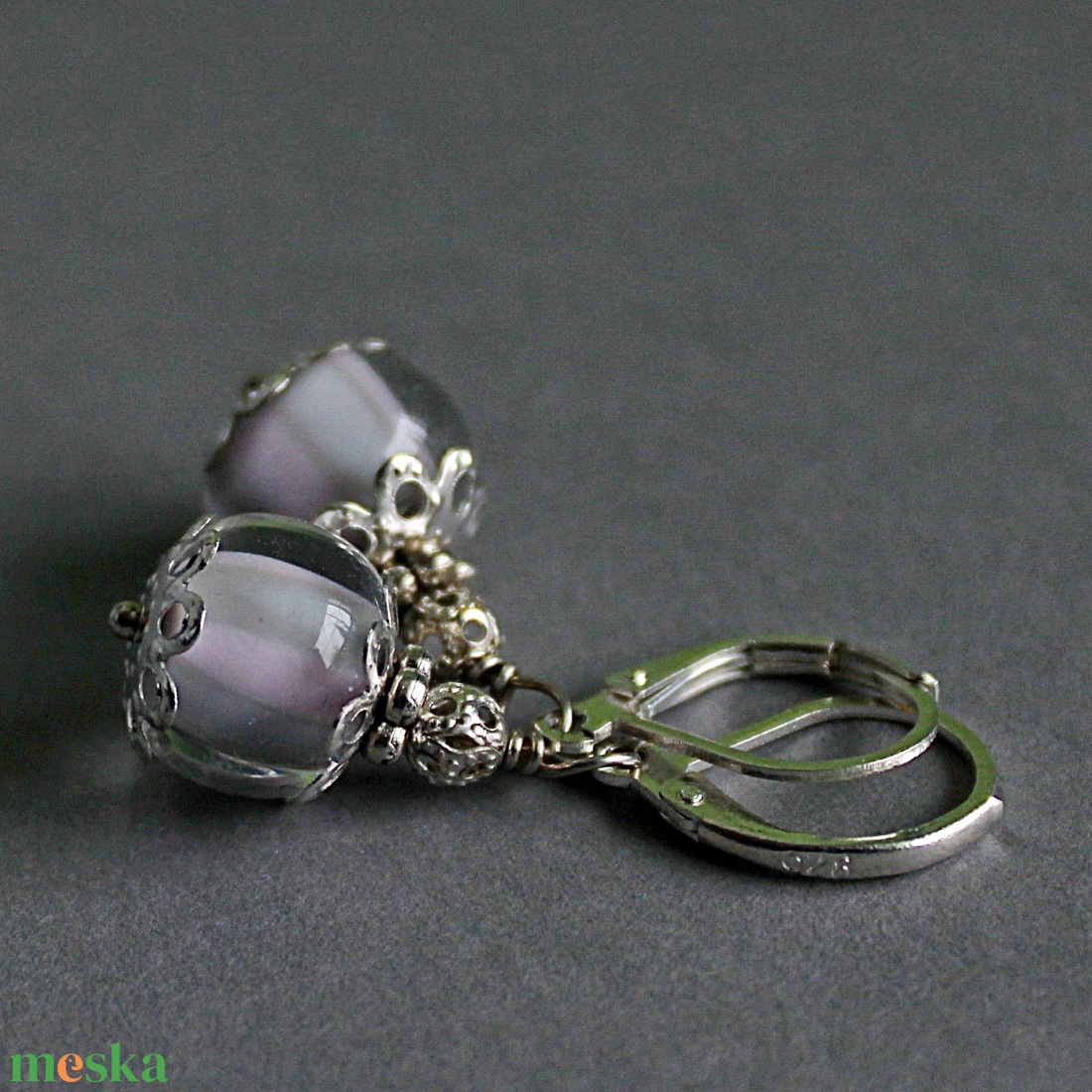 Anais - pasztell szürke-rózsaszín lámpagyöngy fülbevaló, MURÁNÓI üvegékszer - ékszer - fülbevaló - lógó fülbevaló - Meska.hu