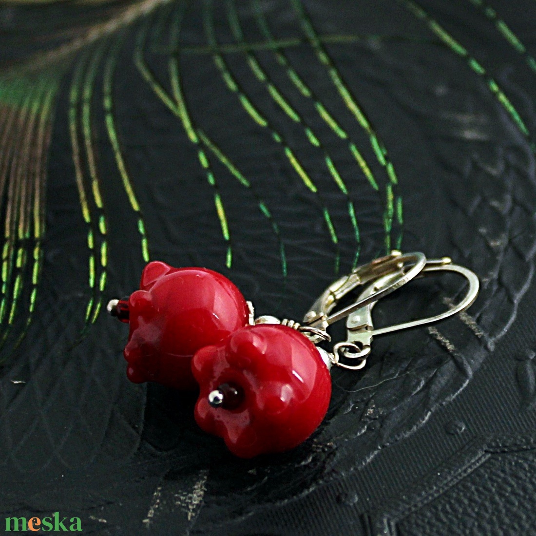 Gránátalma - piros lámpagyöngy bogyó fülbevaló ezüst kapoccsal, Muránói üvegékszer, piros üveggyöngy fülbevaló - ékszer - fülbevaló - lógó fülbevaló - Meska.hu