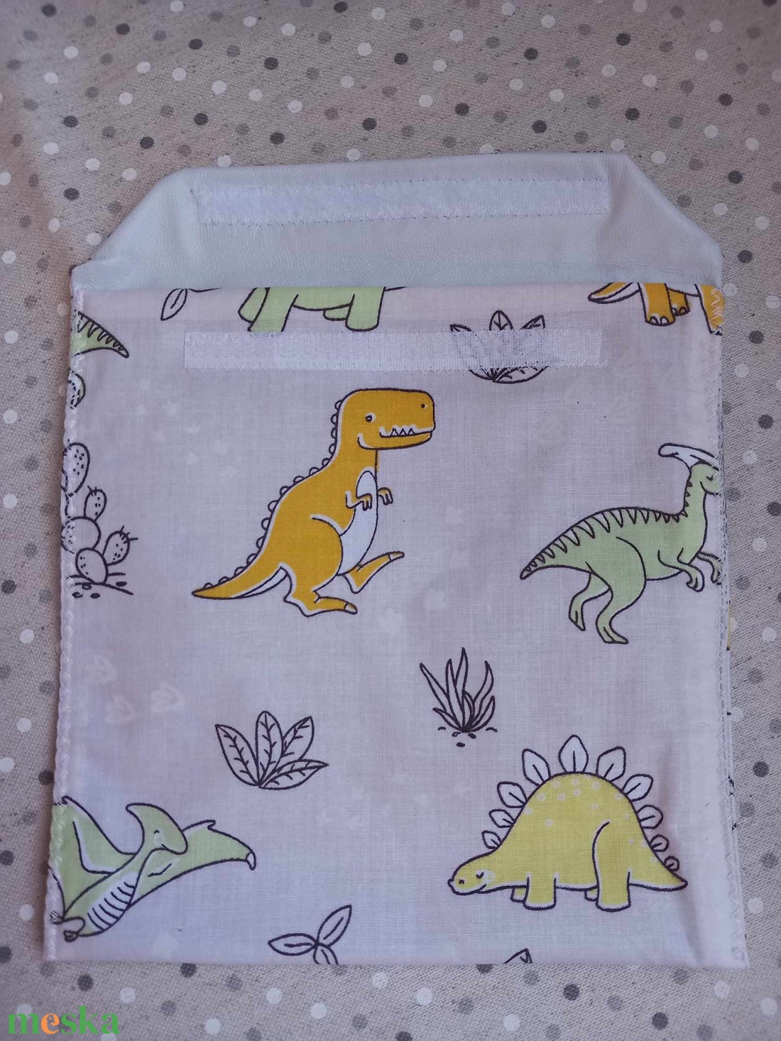 Dínós uzsonnás tasak, snackbag, újratasak - táska & tok - uzsonna- & ebéd tartó - szendvics csomagoló - Meska.hu Dínós uzsonnás tasak, snackbag, újratasak - táska & tok - uzsonna- & ebéd tartó - szendvics csomagoló - Meska.hu