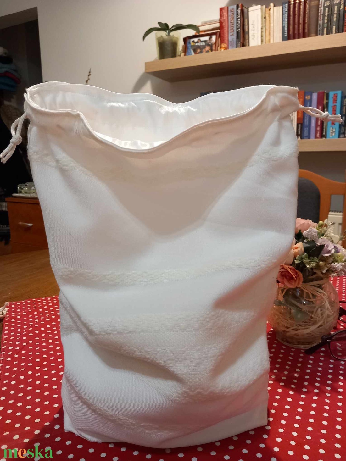 Fehér, csipkés, nagy méretű frissen tartó kenyeres zsák - táska & tok - bevásárlás & shopper táska - kenyeres zsák - Meska.hu Fehér, csipkés, nagy méretű frissen tartó kenyeres zsák - táska & tok - bevásárlás & shopper táska - kenyeres zsák - Meska.hu