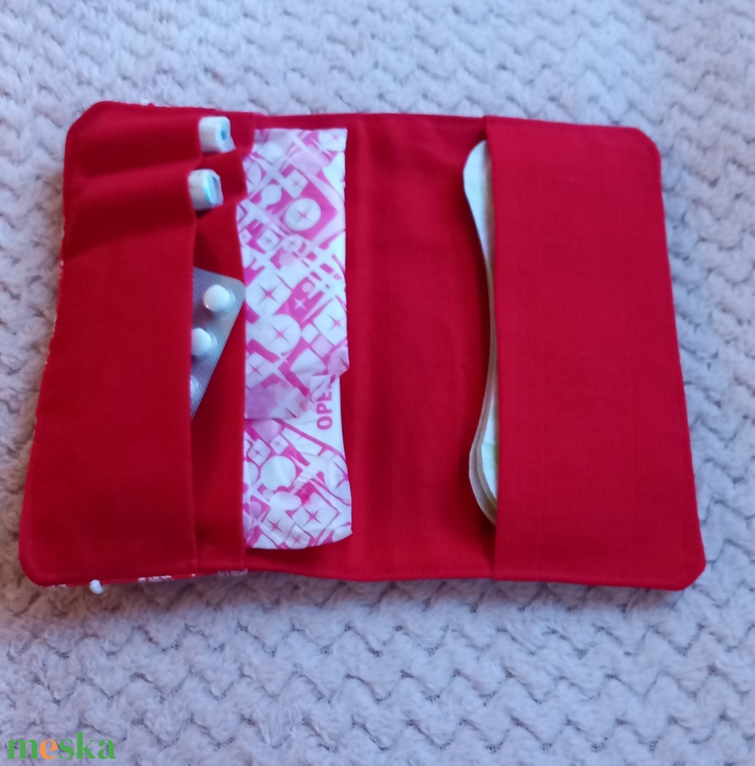 Egészségügyi betét és tampon tartó - szépségápolás - intim higiénia - egészségügyi tartó - Meska.hu