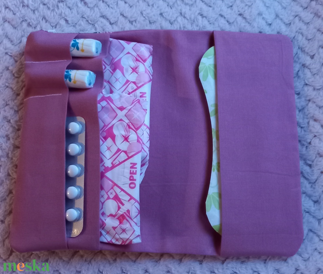 Egészségügyi betét és tampon tartó - szépségápolás - intim higiénia - egészségügyi tartó - Meska.hu