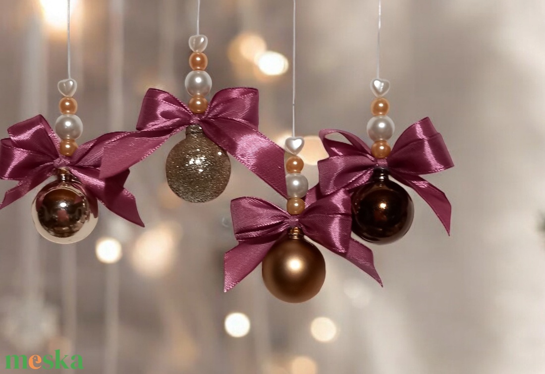 Gyönyörű, egyedi karácsonyfadíszek - karácsony - karácsonyi lakásdekoráció - karácsonyfadíszek - Meska.hu