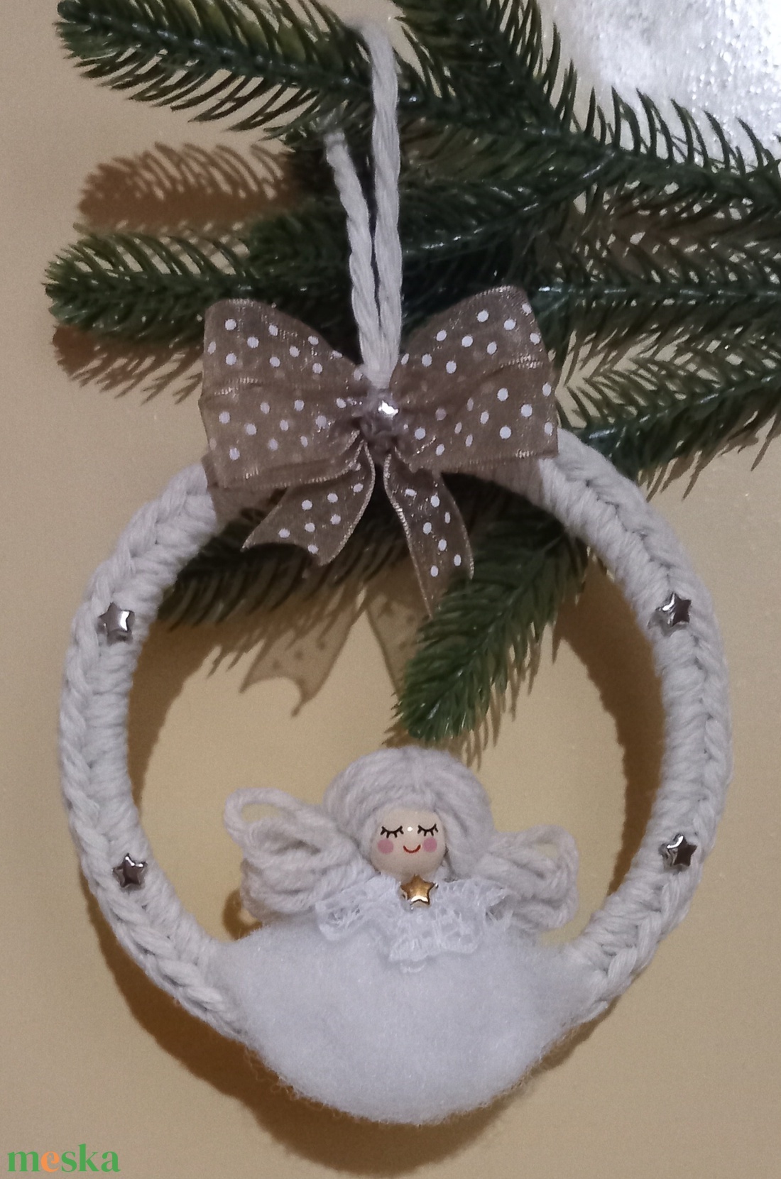 Angyalkás karácsonyfadísz - karácsony - karácsonyi lakásdekoráció - karácsonyfadíszek - Meska.hu