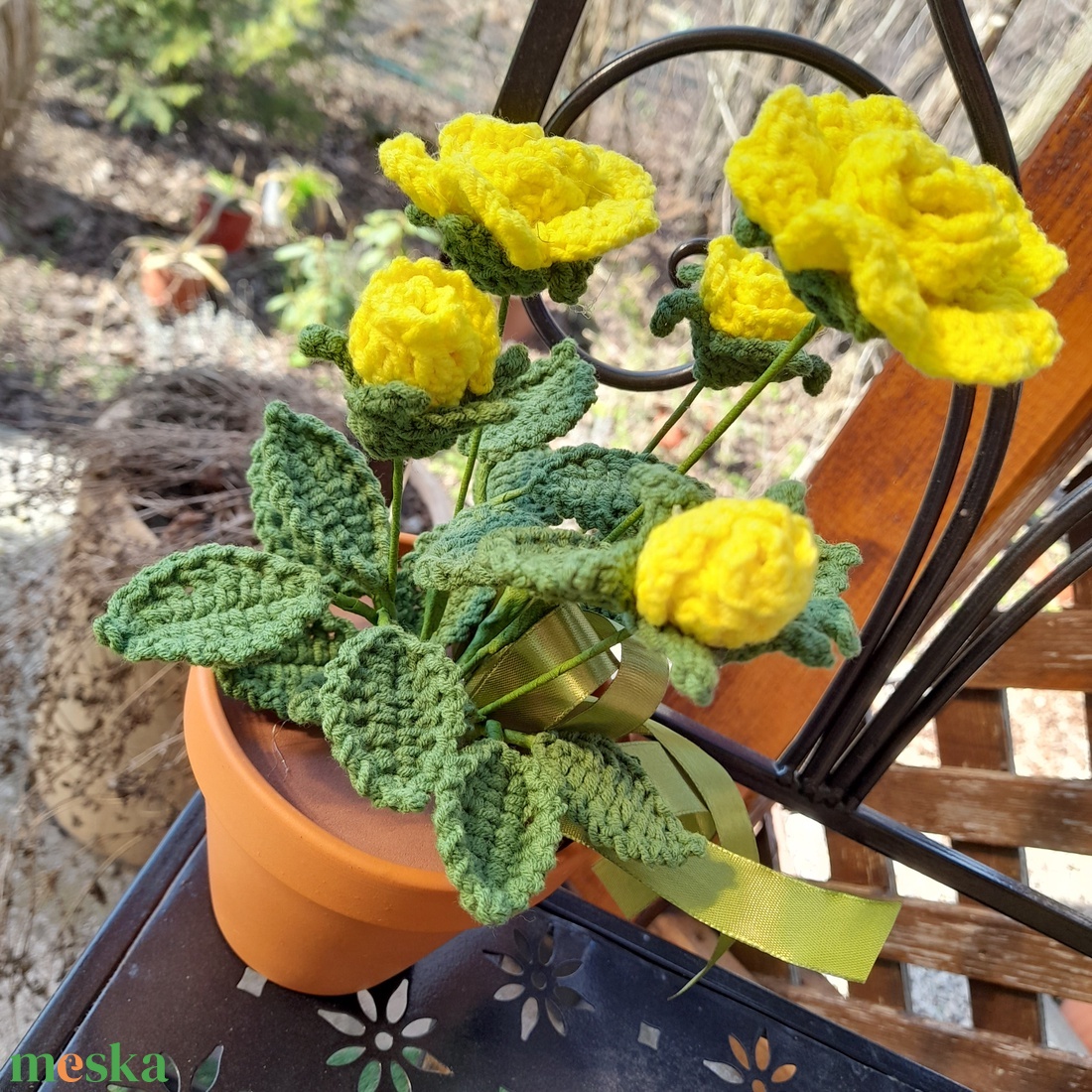 Horgolt cserepes rózsa - otthon & életmód - virágdekoráció - virágok - virágcsokor - Meska.hu